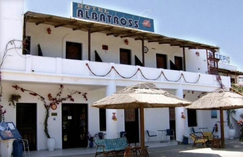 فندق Albatross Livadi  المظهر الخارجي الصورة