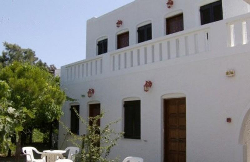 فندق Albatross Livadi  المظهر الخارجي الصورة