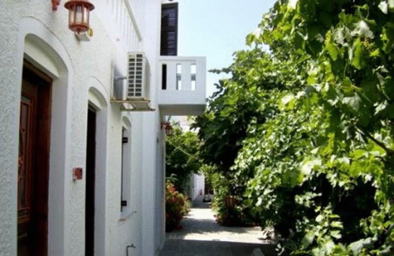 فندق Albatross Livadi  المظهر الخارجي الصورة
